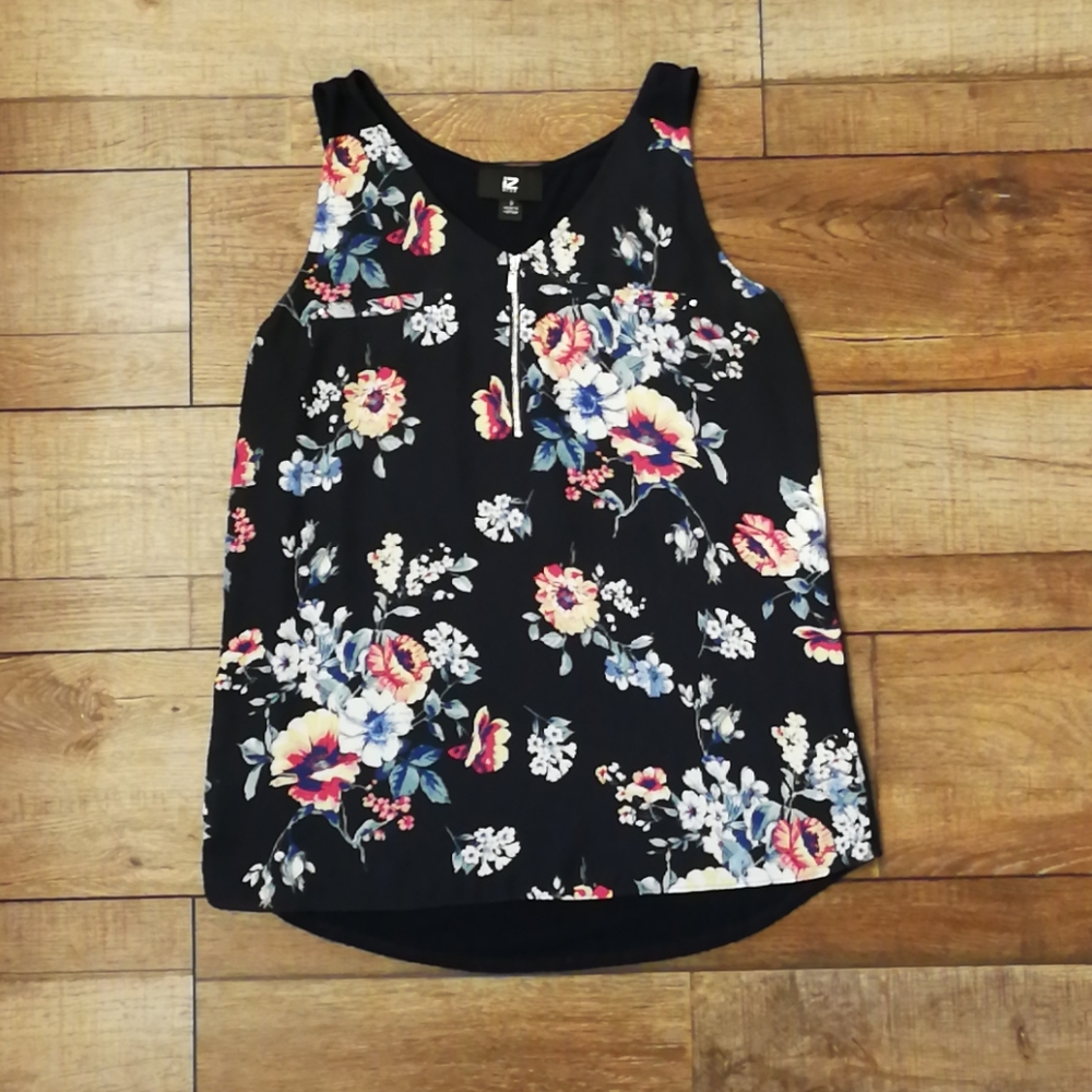 Iz byer floral tank blouse
